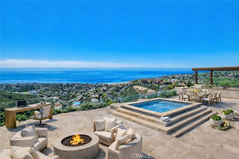 1425 Samoa Way Laguna Beach, CA 92651