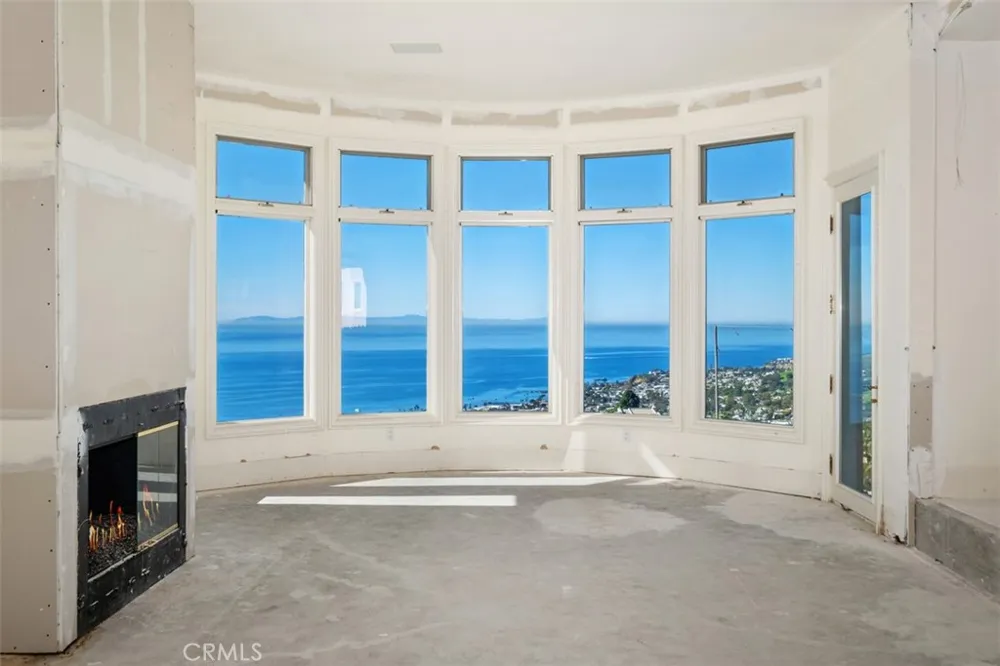 1425 Samoa Way Laguna Beach, CA 92651