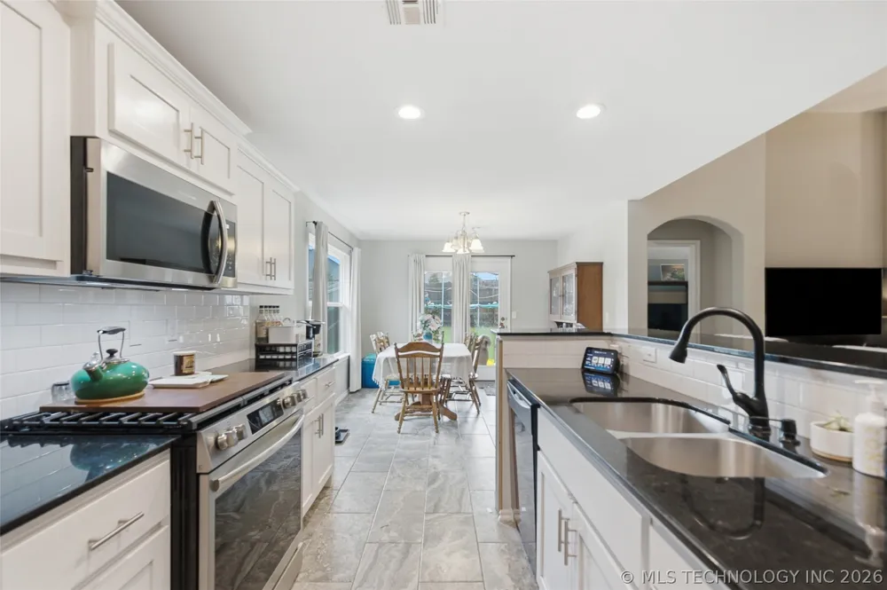232 DP Newman Circle Kiefer, OK 74041