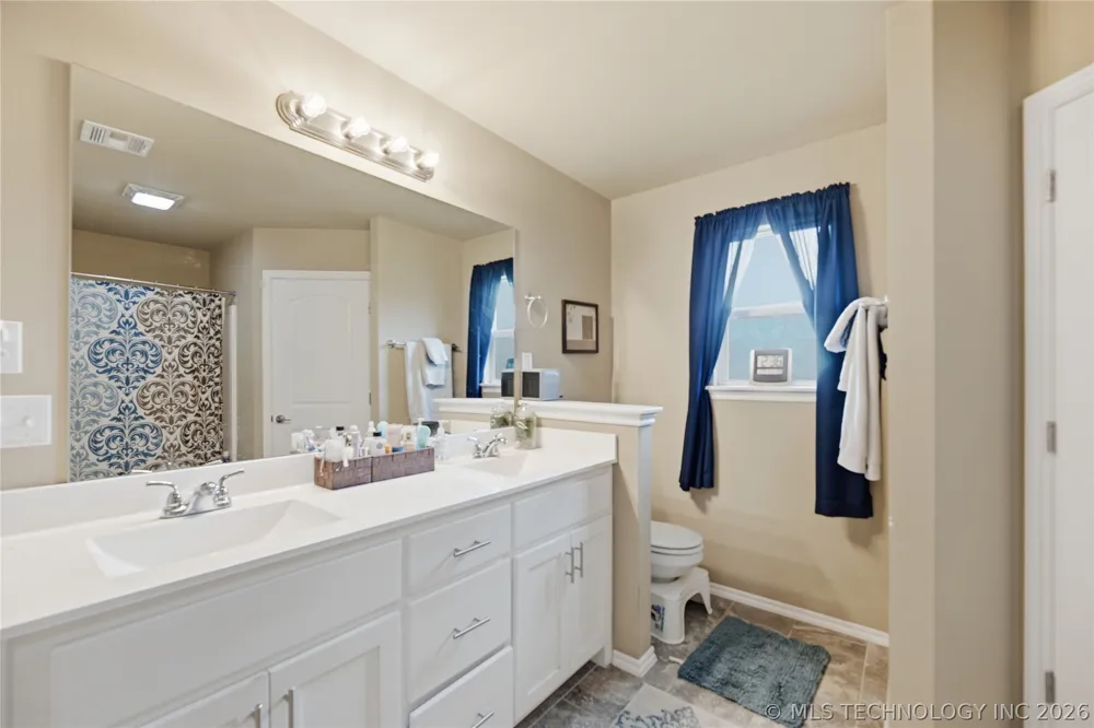 232 DP Newman Circle Kiefer, OK 74041