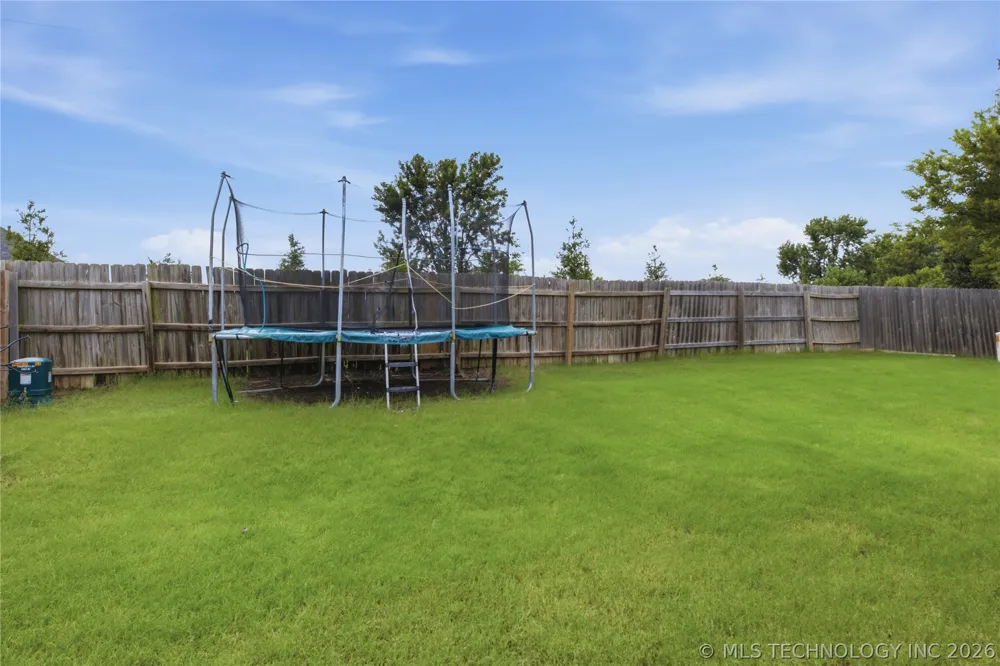 232 DP Newman Circle Kiefer, OK 74041