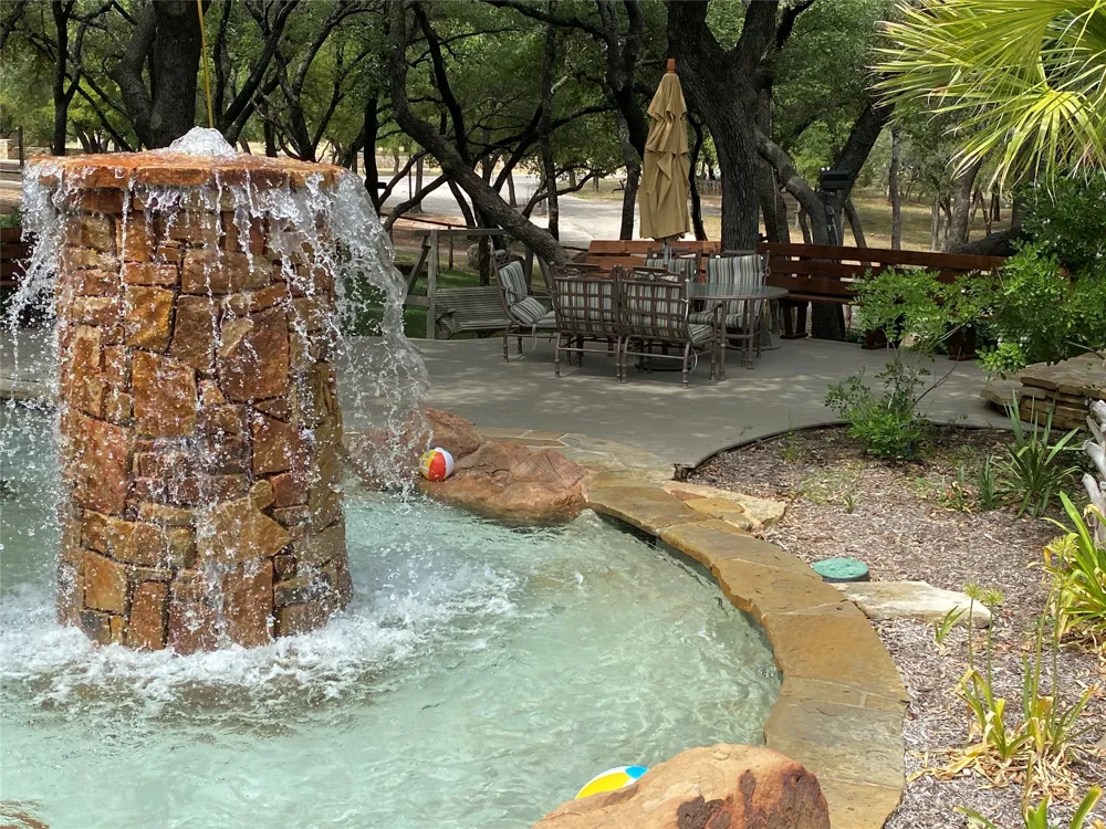 1270 Plateau Place Graford, TX 76449