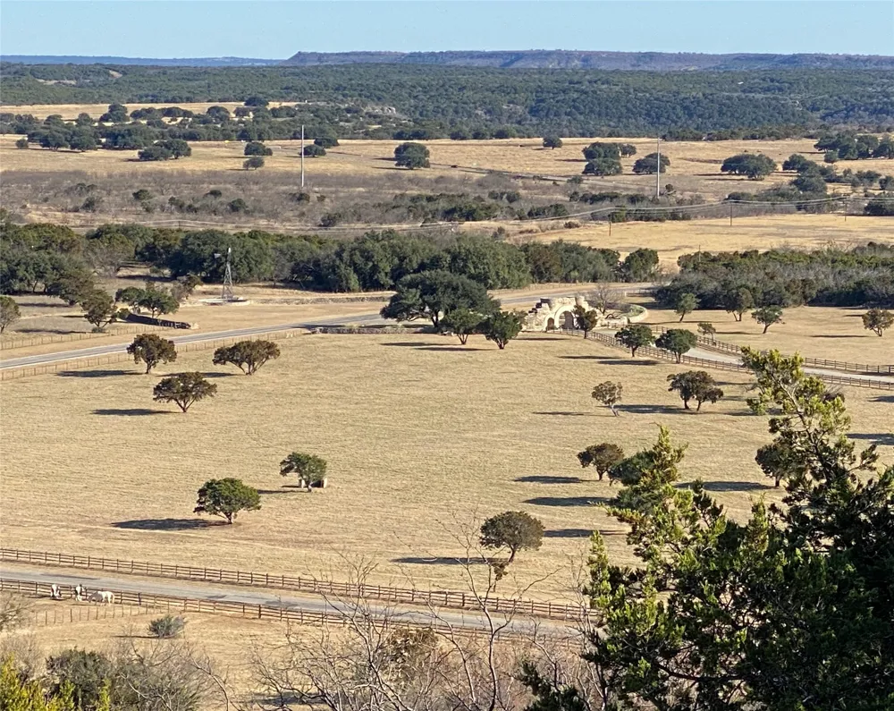 1270 Plateau Place Graford, TX 76449