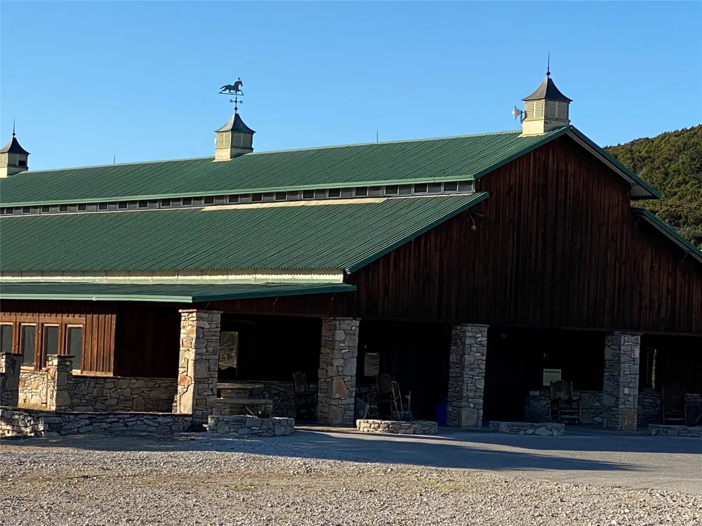 1270 Plateau Place Graford, TX 76449