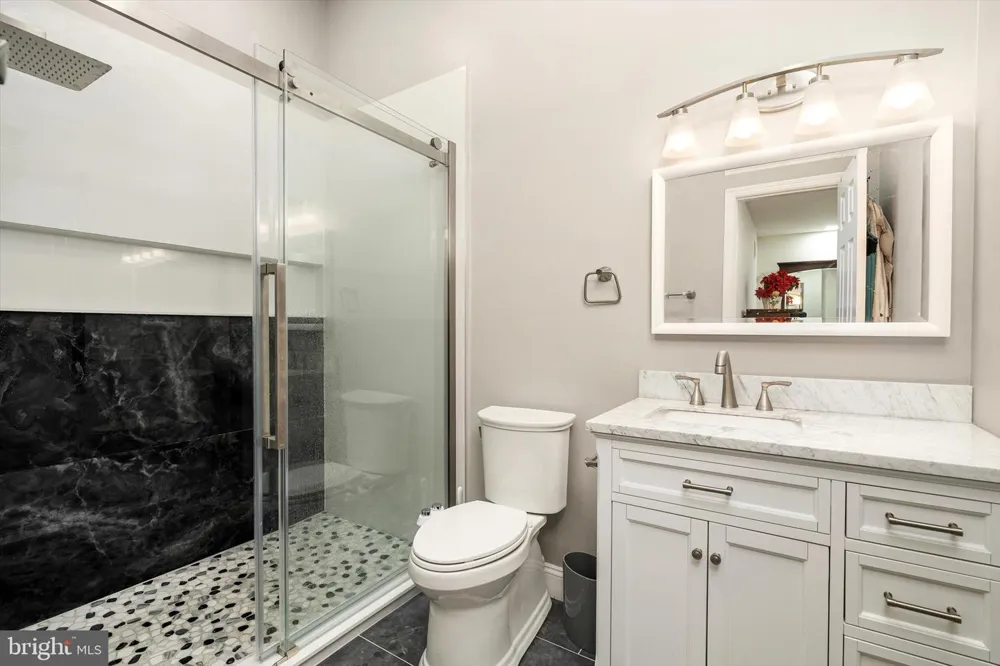 93 TUDOR DRIVE Hamilton, NJ 08690