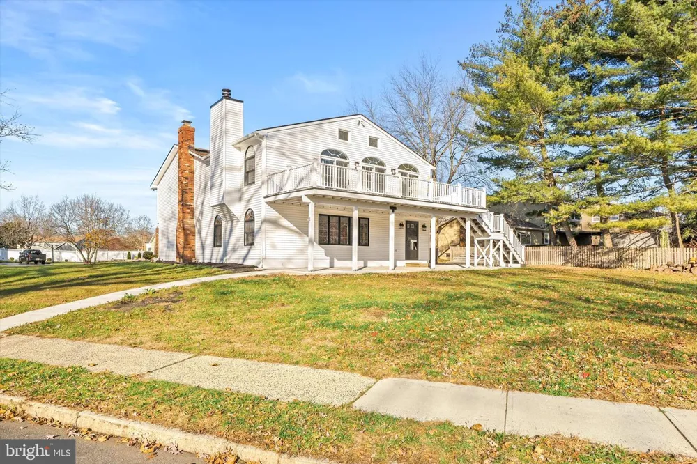 93 TUDOR DRIVE Hamilton, NJ 08690