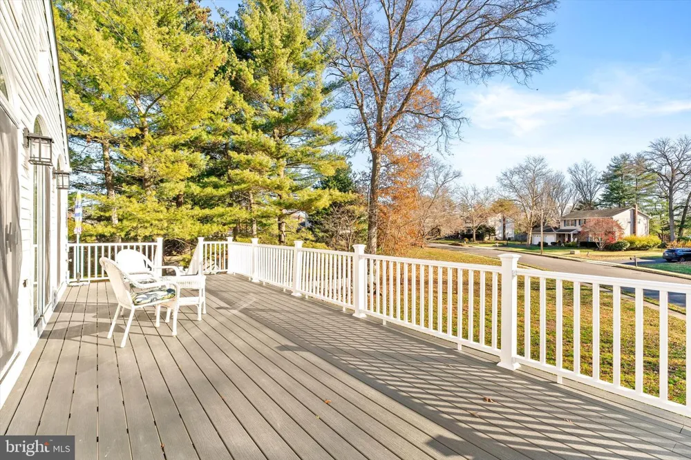 93 TUDOR DRIVE Hamilton, NJ 08690