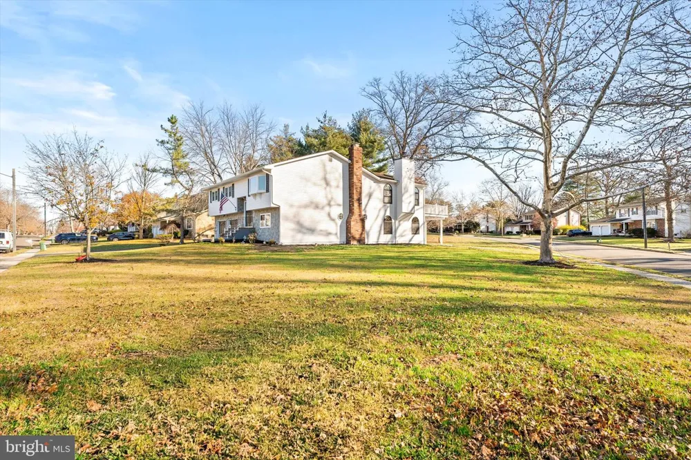 93 TUDOR DRIVE Hamilton, NJ 08690