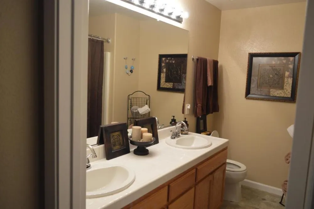 1121 Cypress Street Hollister, CA 95023