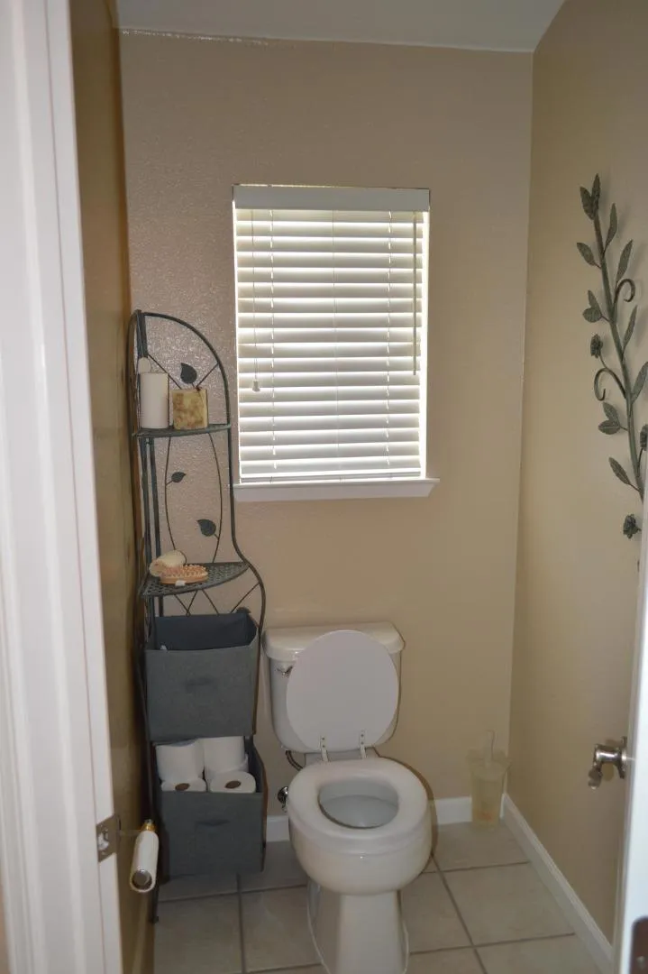 1121 Cypress Street Hollister, CA 95023