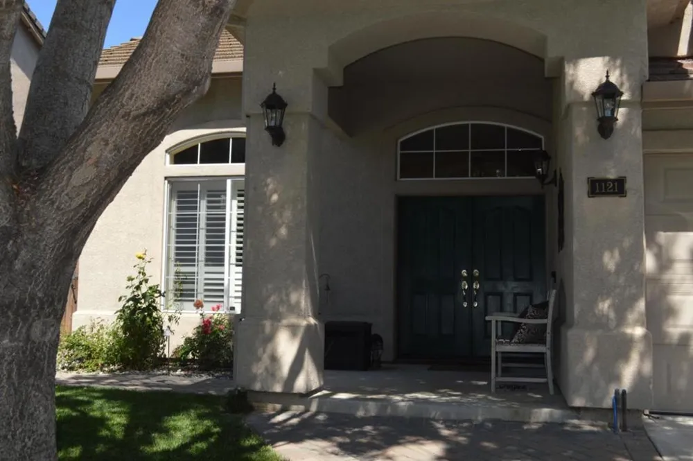 1121 Cypress Street Hollister, CA 95023