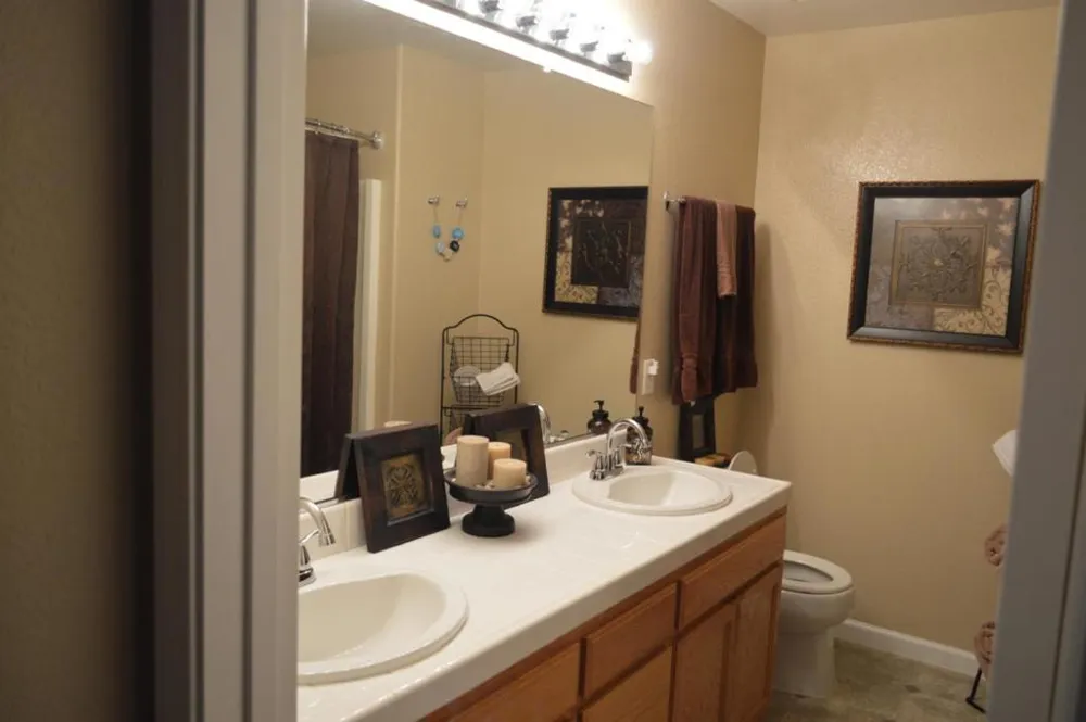 1121 Cypress Street Hollister, CA 95023