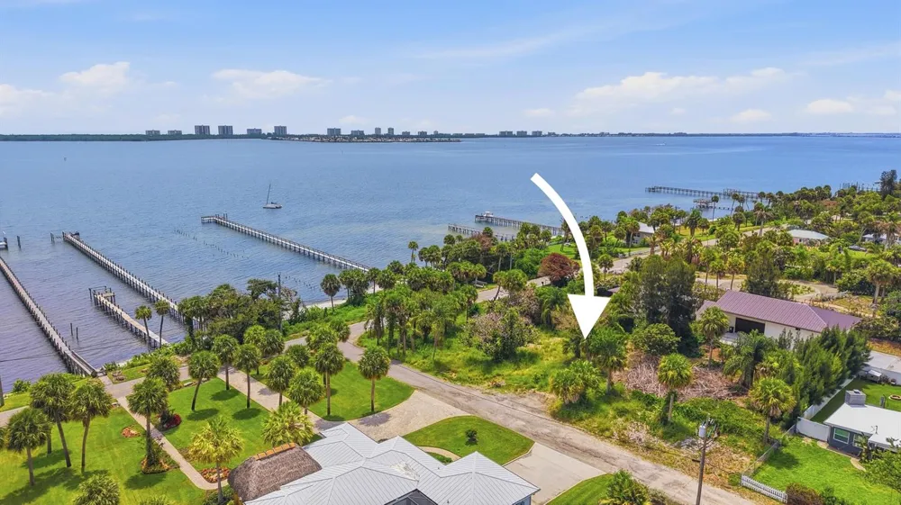 12349 S Indian River Drive Jensen Beach, FL 34957