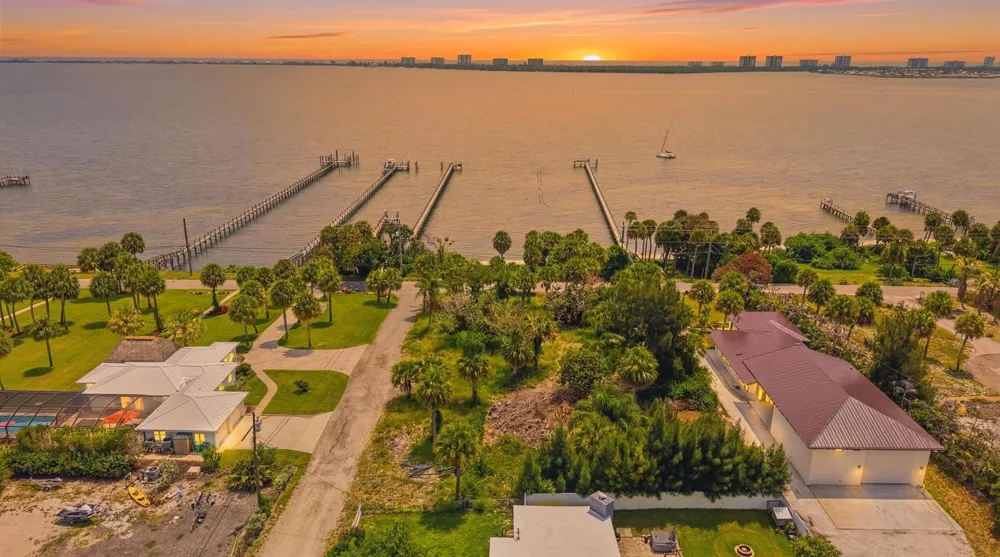 12349 S Indian River Drive Jensen Beach, FL 34957