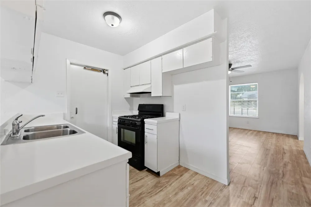 9139 Lytle Avenue San Antonio, TX 78224