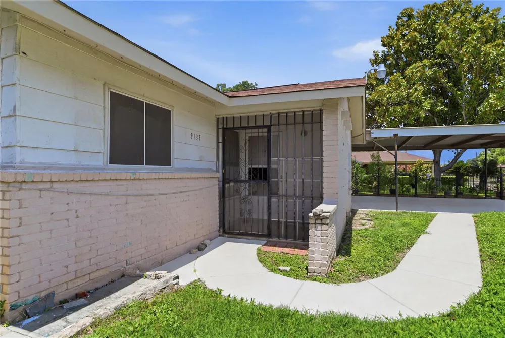 9139 Lytle Avenue San Antonio, TX 78224