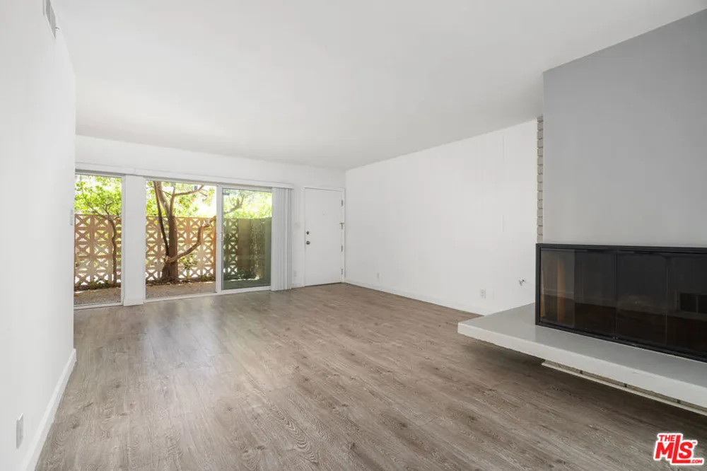 7712 Paseo Del Rey #4 Playa del Rey, CA 90293