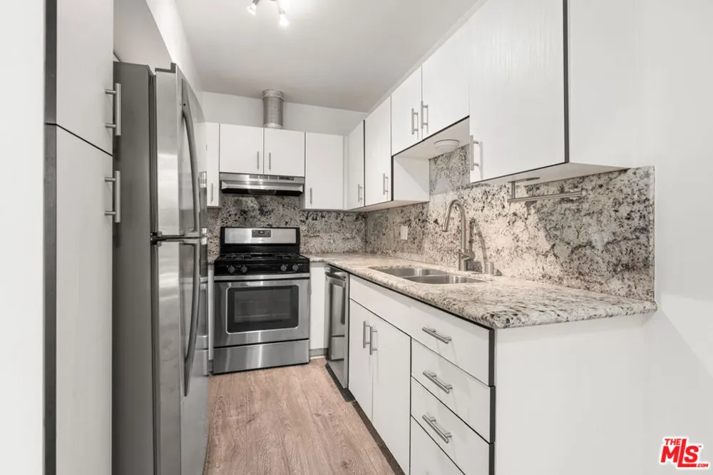 7712 Paseo Del Rey #4 Playa del Rey, CA 90293