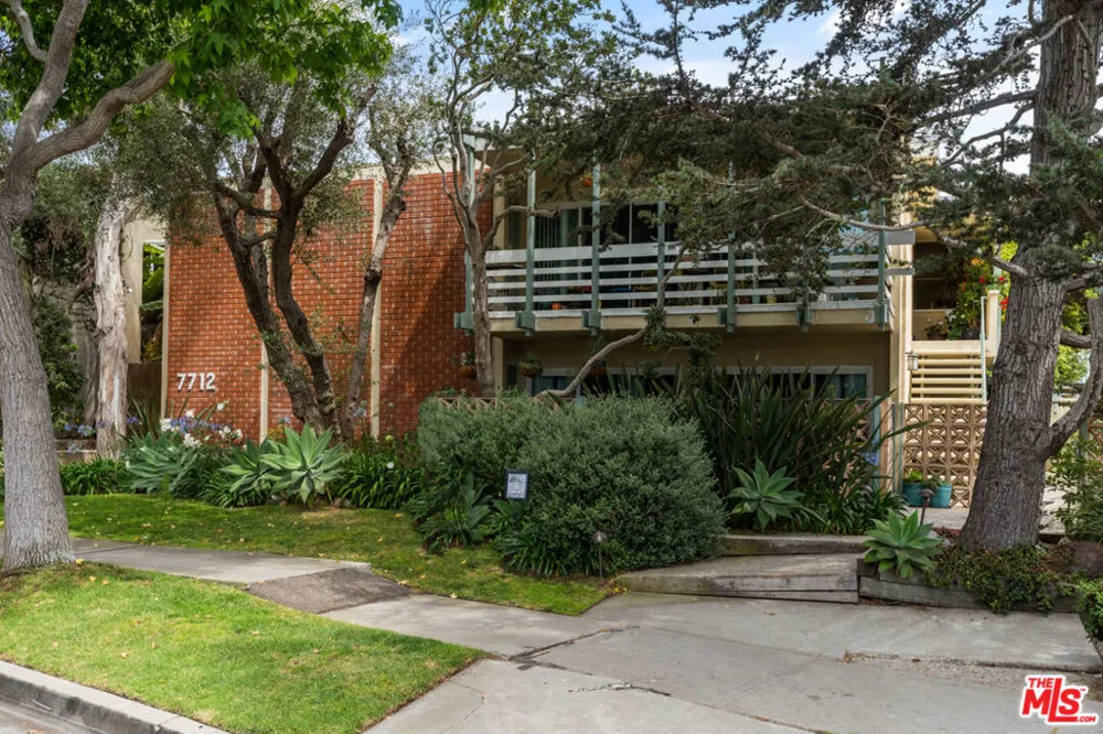 7712 Paseo Del Rey #4 Playa del Rey, CA 90293