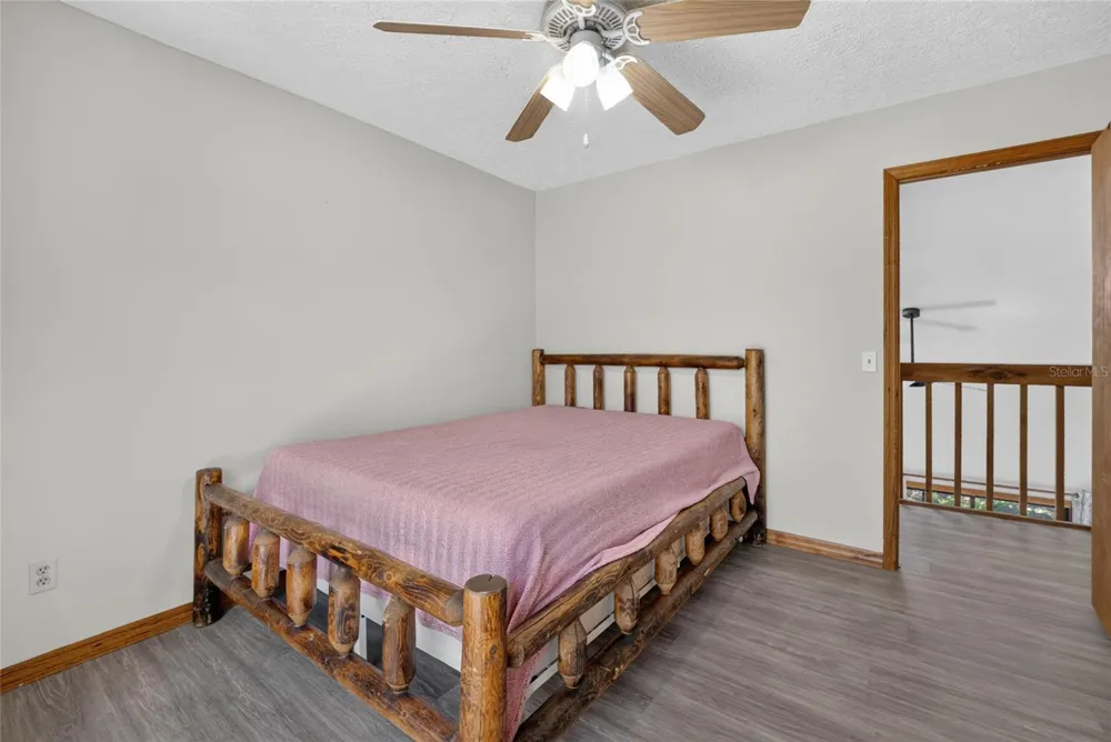 273 NEAL ROAD Hawthorne, FL 32640
