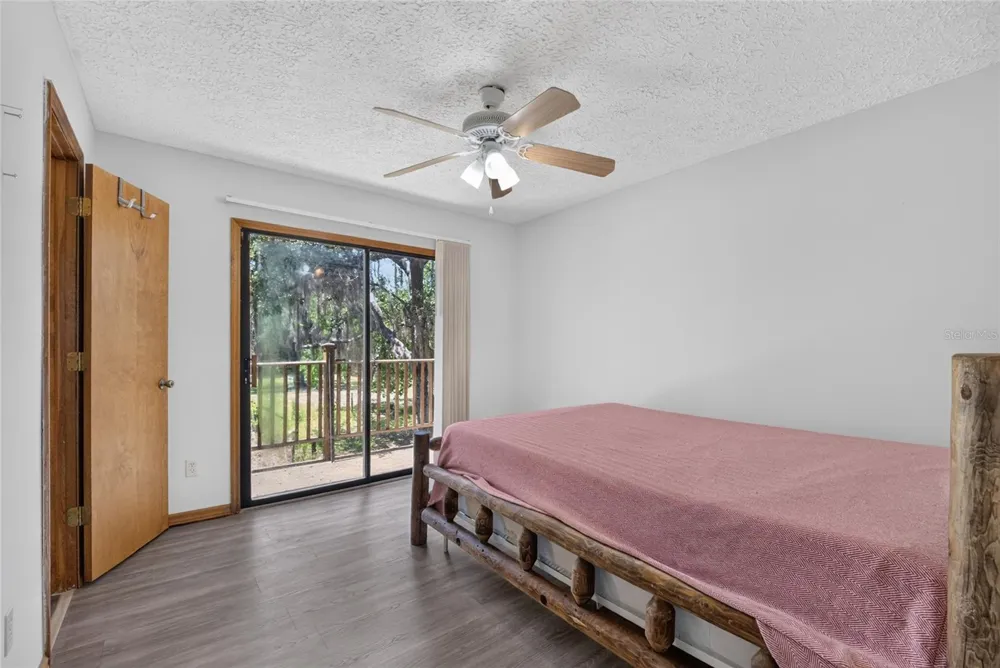 273 NEAL ROAD Hawthorne, FL 32640