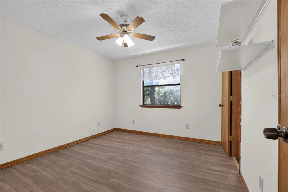 273 NEAL ROAD Hawthorne, FL 32640