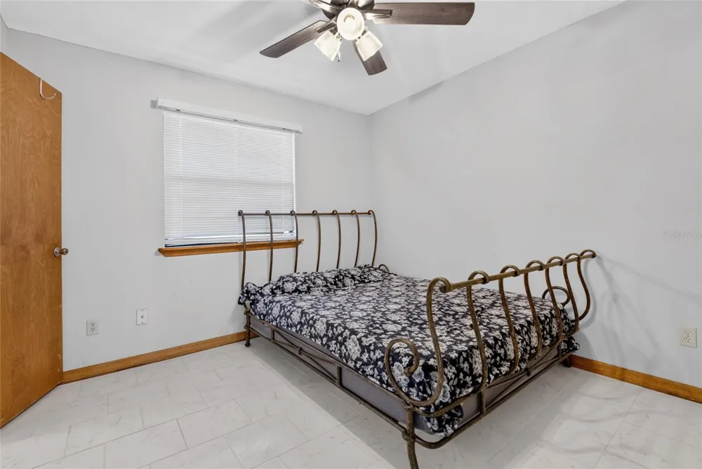 273 NEAL ROAD Hawthorne, FL 32640