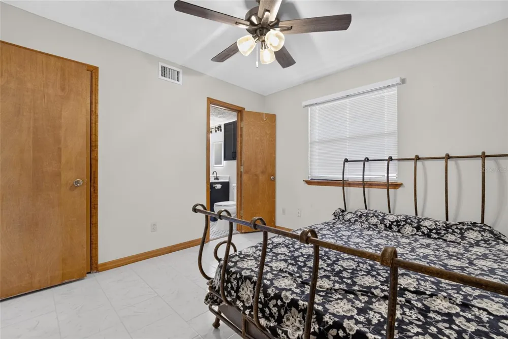 273 NEAL ROAD Hawthorne, FL 32640