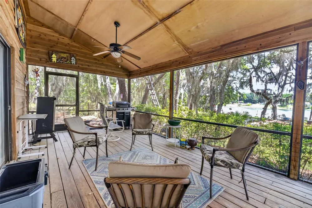 273 NEAL ROAD Hawthorne, FL 32640