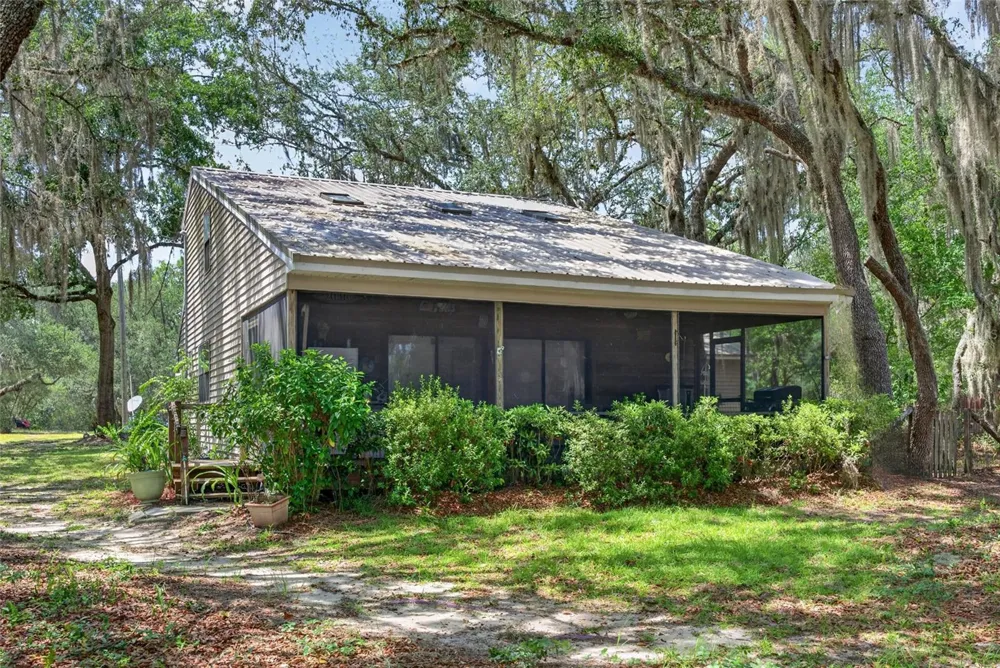 273 NEAL ROAD Hawthorne, FL 32640