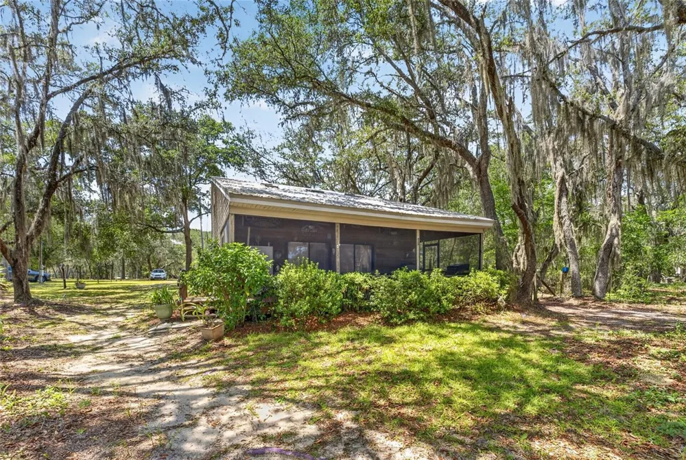 273 NEAL ROAD Hawthorne, FL 32640