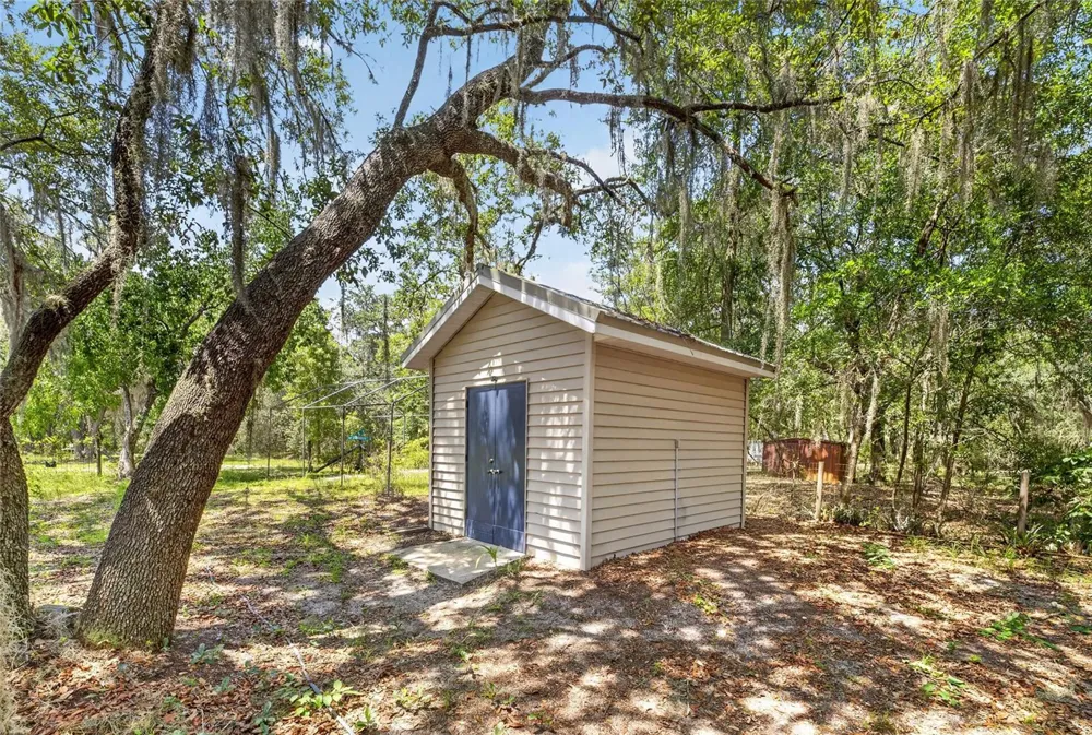 273 NEAL ROAD Hawthorne, FL 32640