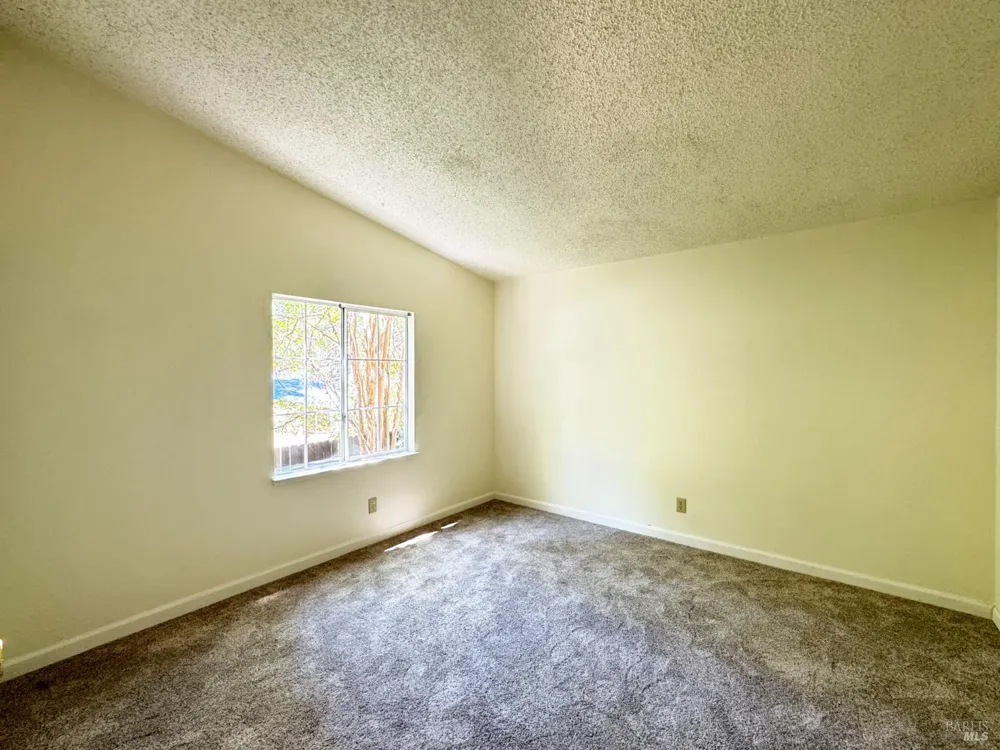 25799 Madrone Drive Willits, CA 95490
