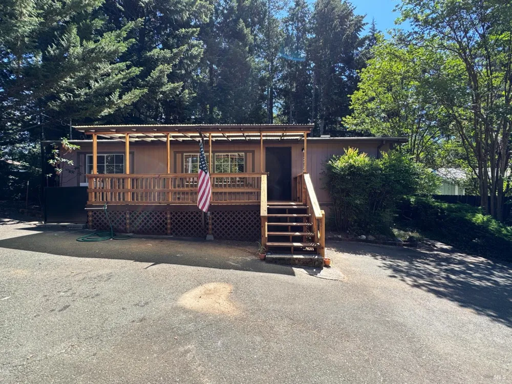 25799 Madrone Drive Willits, CA 95490