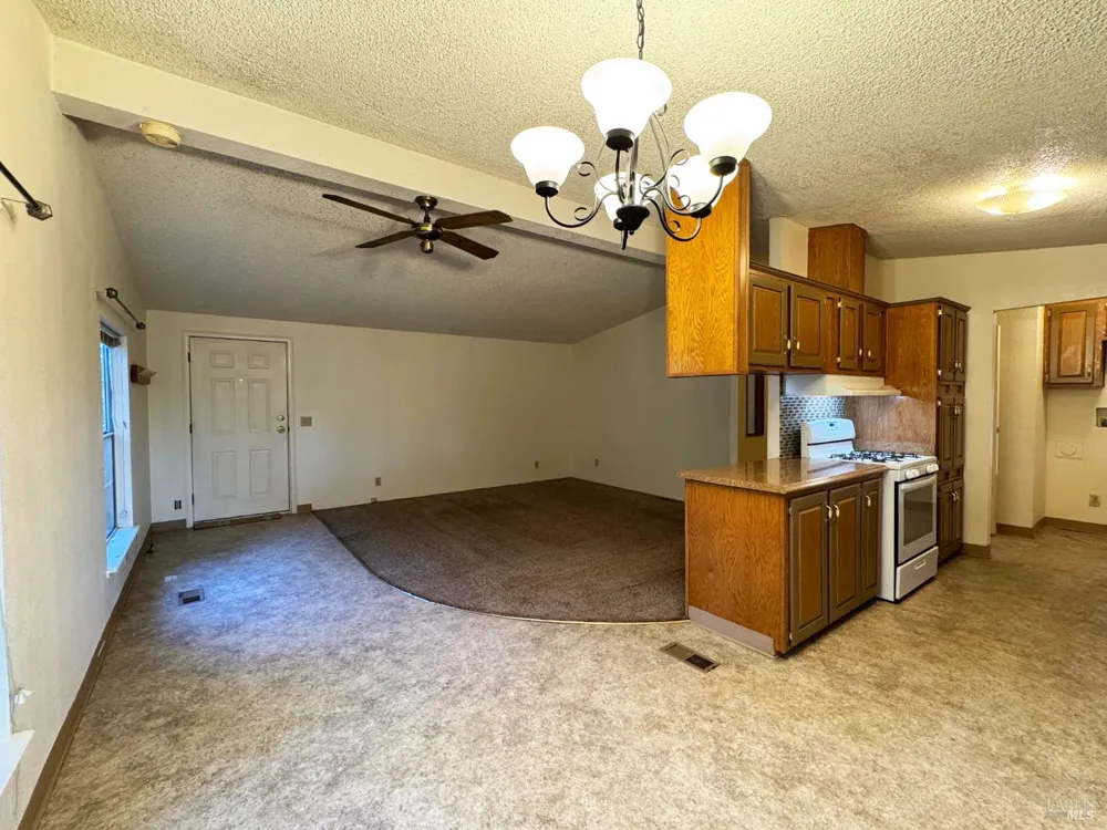 25799 Madrone Drive Willits, CA 95490