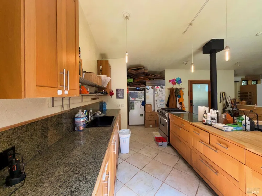 4345 Blackhawk Drive Willits, CA 95490