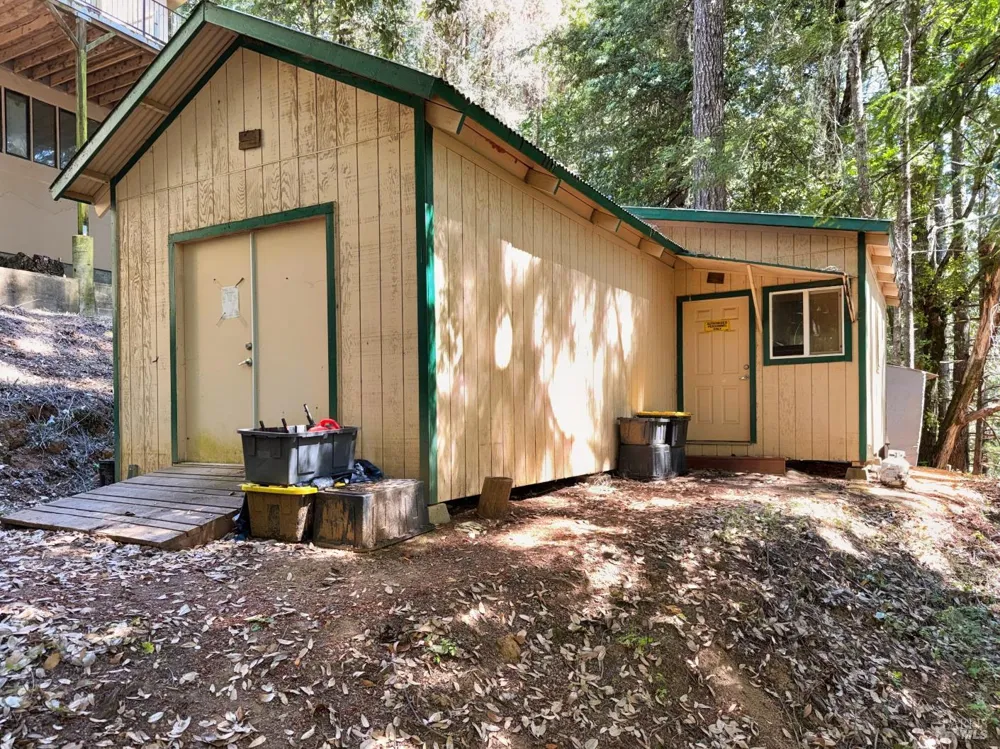4345 Blackhawk Drive Willits, CA 95490
