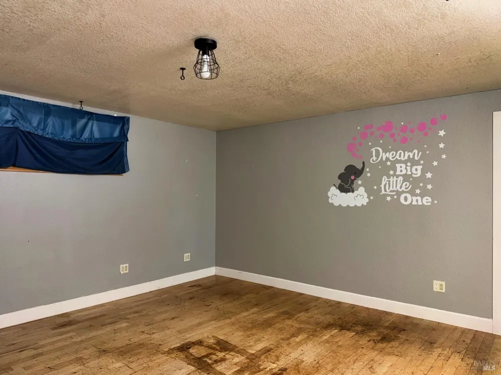 4345 Blackhawk Drive Willits, CA 95490