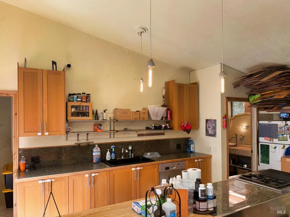 4345 Blackhawk Drive Willits, CA 95490