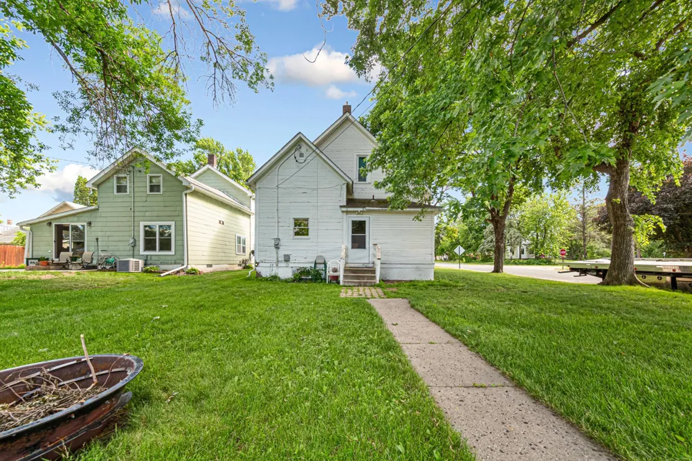 105 Ash Avenue SW Montgomery, MN 56069