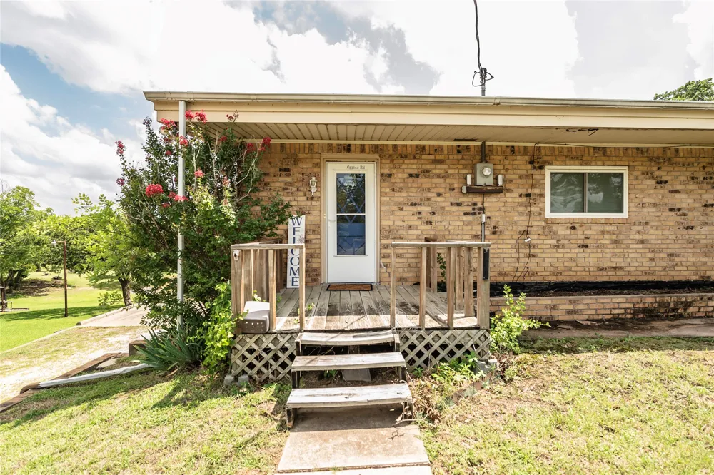 2255 Casino Road Nocona, TX 76255