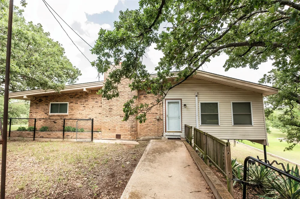 2255 Casino Road Nocona, TX 76255