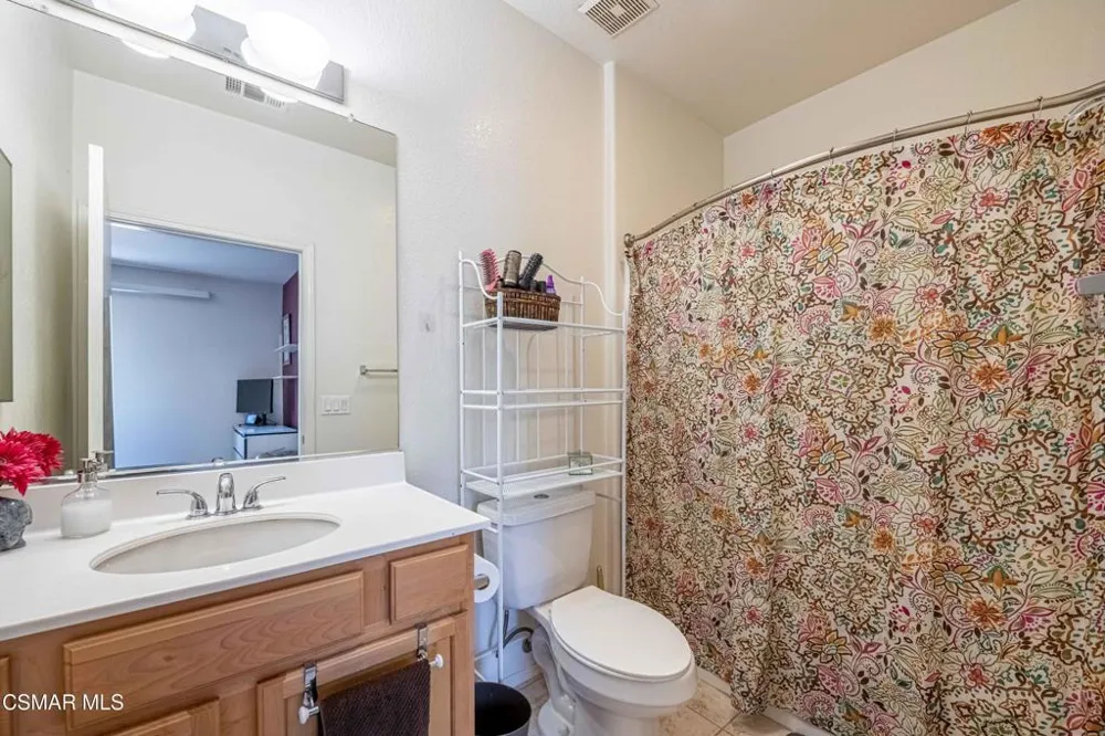 16714 Nicklaus Drive #68 Sylmar, CA 91342