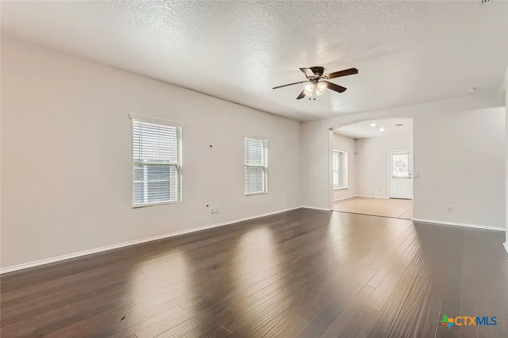 427 Unicorn Ranch San Antonio, TX 78245
