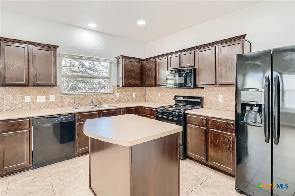 427 Unicorn Ranch San Antonio, TX 78245