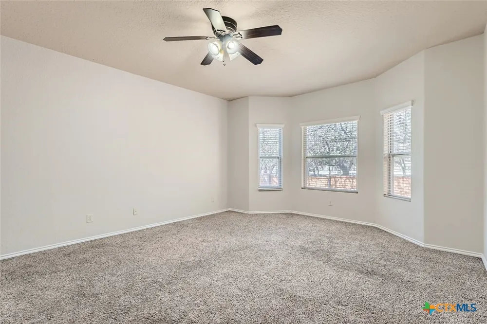 427 Unicorn Ranch San Antonio, TX 78245