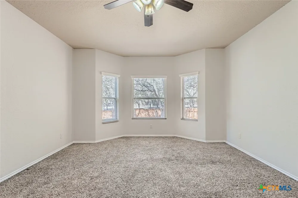 427 Unicorn Ranch San Antonio, TX 78245