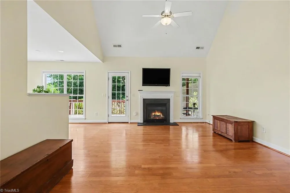 1644 Finwick Drive Pfafftown, NC 27040