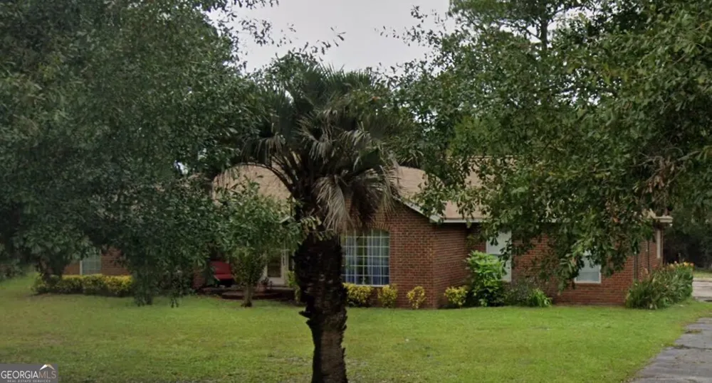 70 Johns LN Baxley, GA 31513