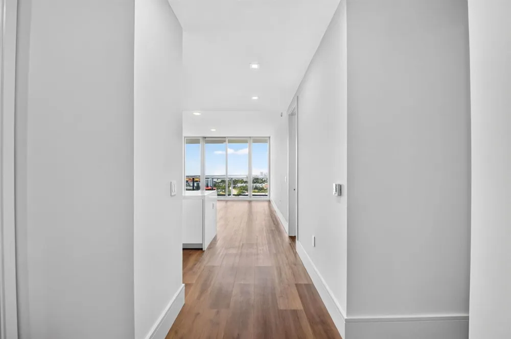 220 Lake Shore Drive #1511 West Palm Beach, FL 33403